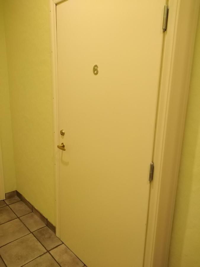 Kauba 6-6 Apartment Kuressaare Buitenkant foto